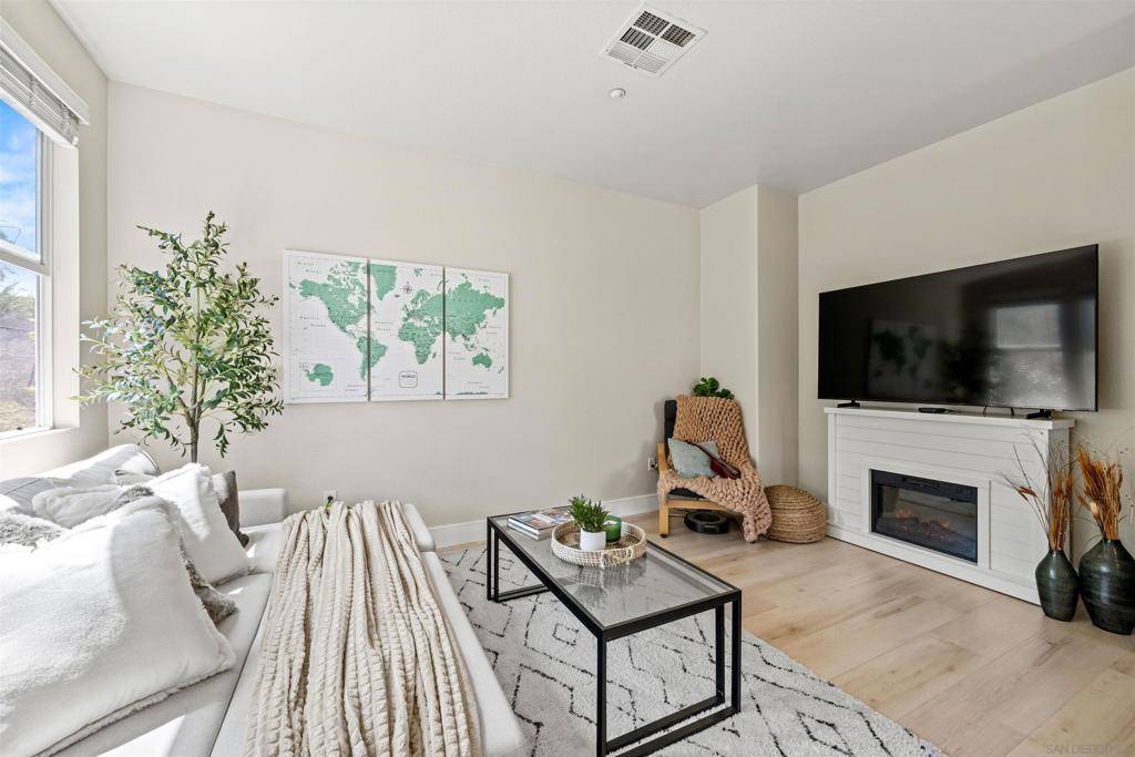 Chula Vista, CA 91915,1641 Sweet Gum Pl