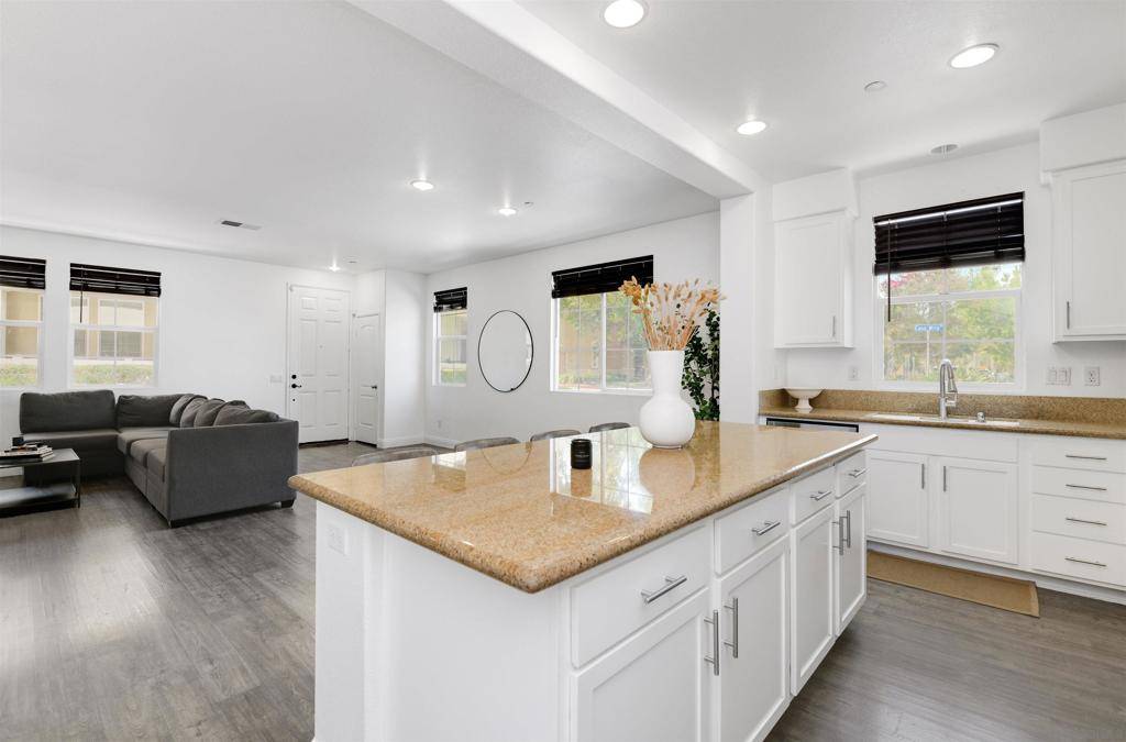 Chula Vista, CA 91913,1554 San Javier Court 2