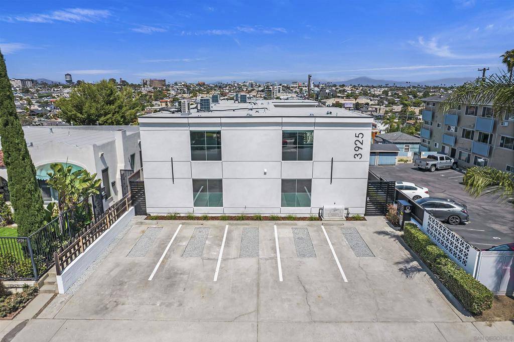 San Diego, CA 92103,3925 Georgia St