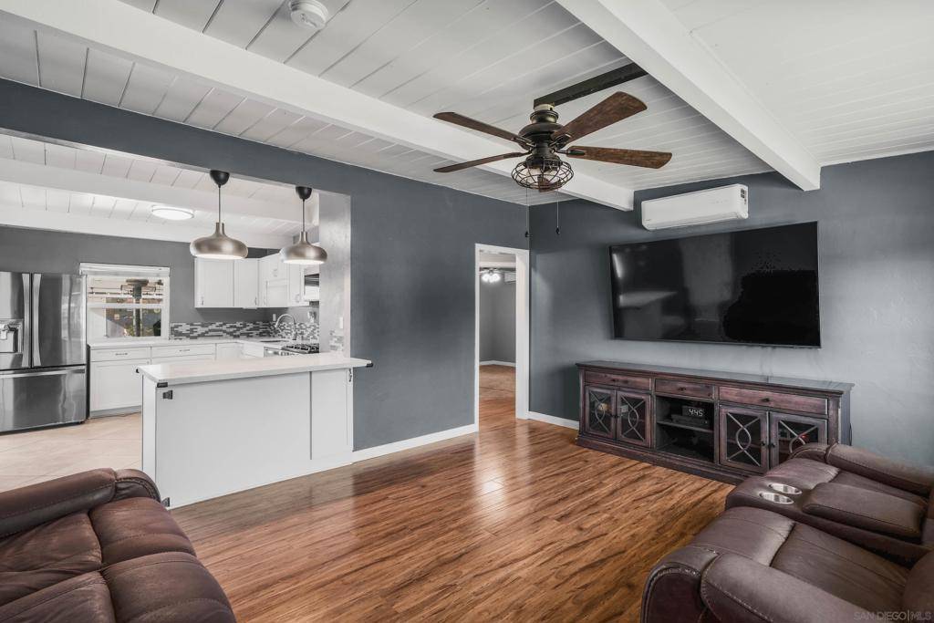 El Cajon, CA 92020,346 Patricia Ln