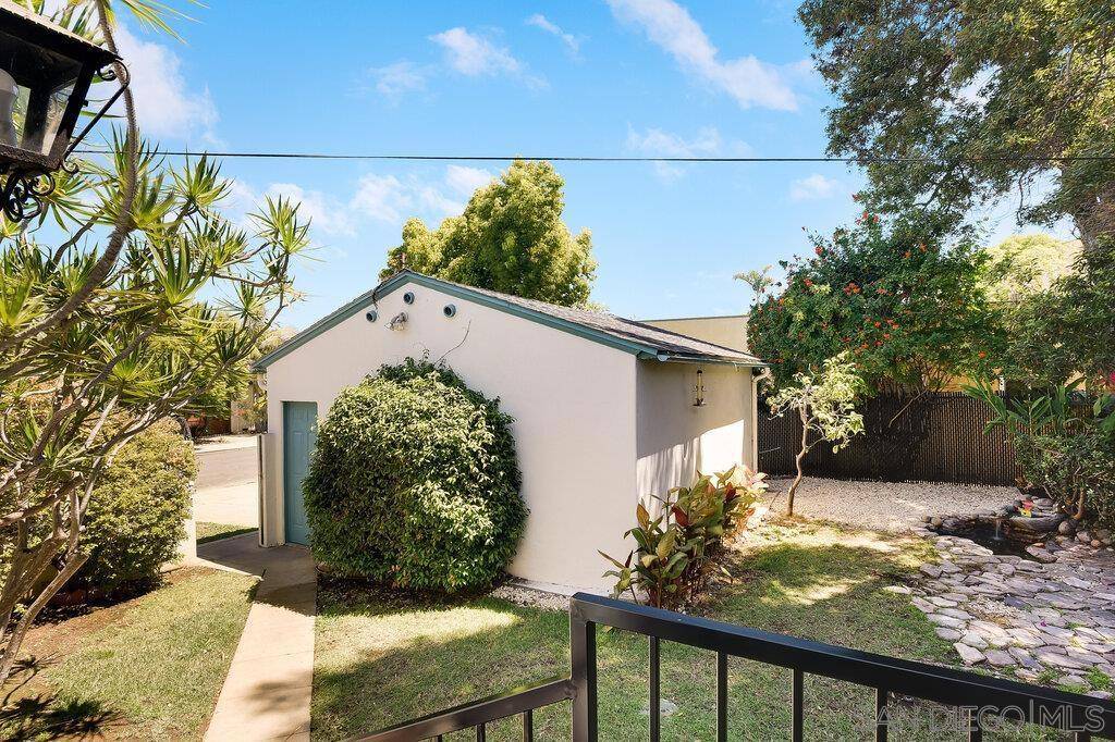 San Diego, CA 92116,4251 Ethelda Place