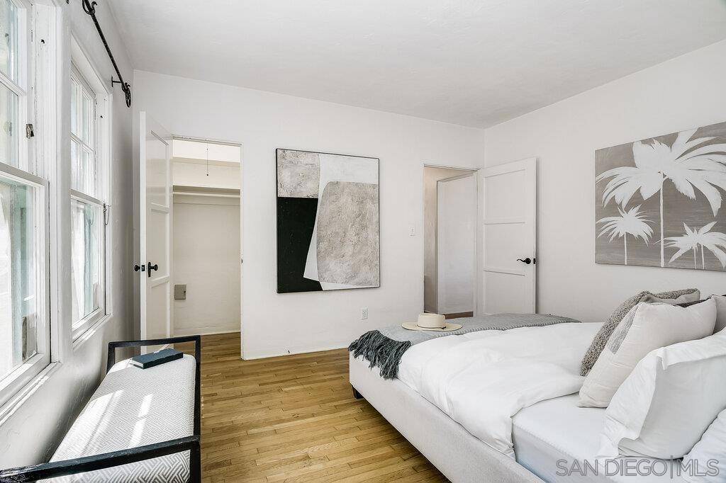 San Diego, CA 92116,4251 Ethelda Place