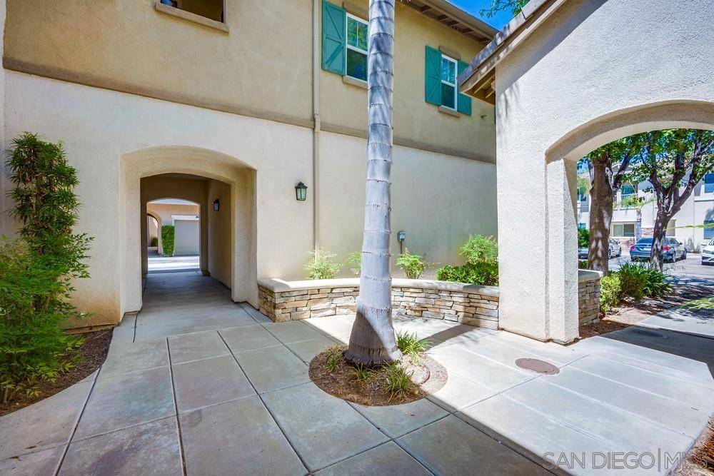 Murrieta, CA 92563,26374 Arboretum Way #3104