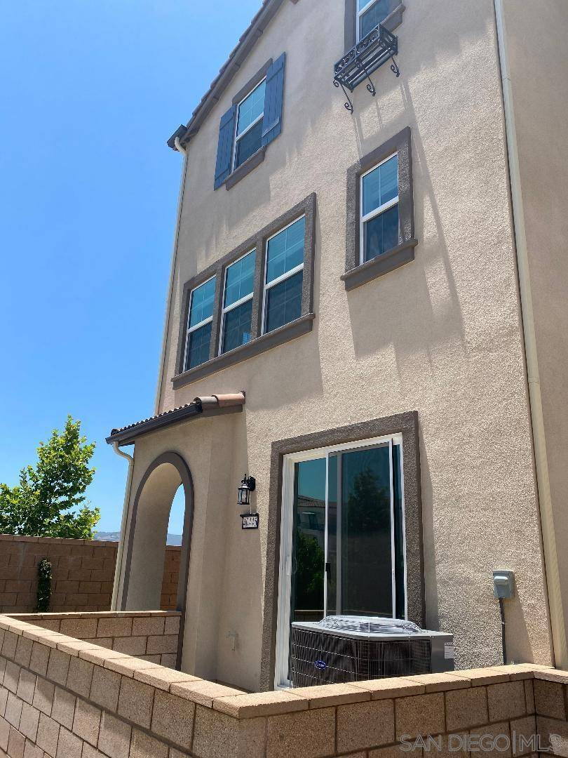 Temecula, CA 92591,40445 Melrose Dr.