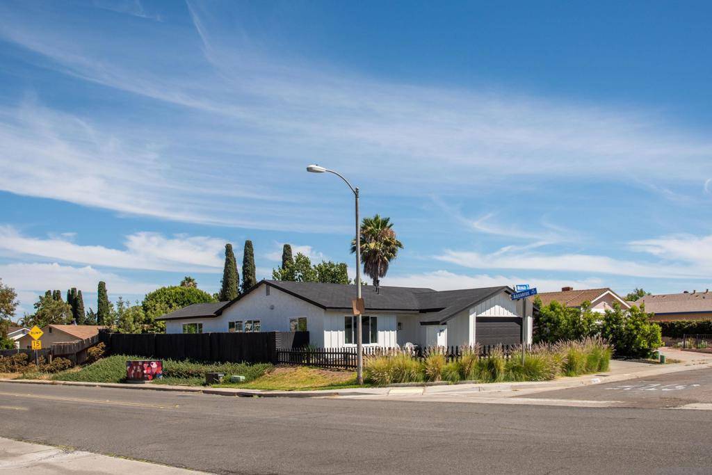 San Diego, CA 92126,8419 Menkar Rd