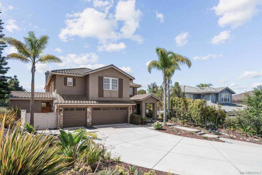 Carlsbad, CA 92011,923 Merlo Ct