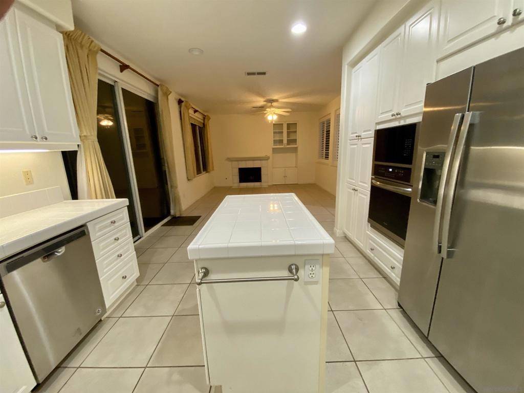 San Diego, CA 92130,13294 Larkfield Ct