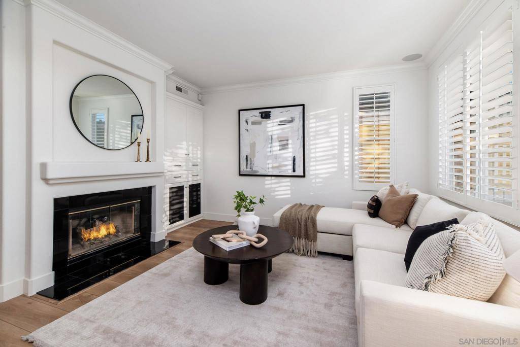 San Diego, CA 92130,11325 Carmel Creek Rd