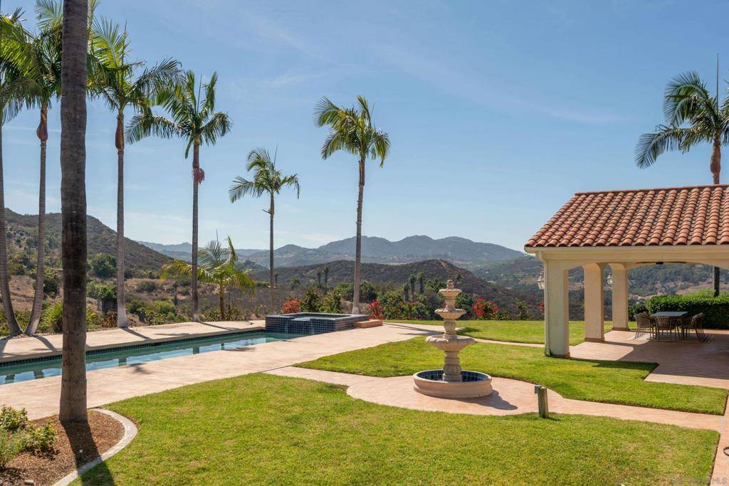 Bonsall, CA 92003,30343 Calle La Reina