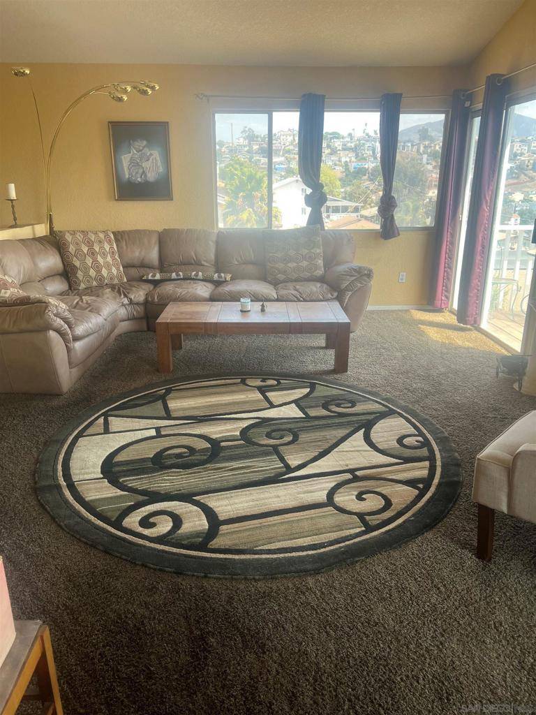 Spring Valley, CA 91977,9559 Chestnut St