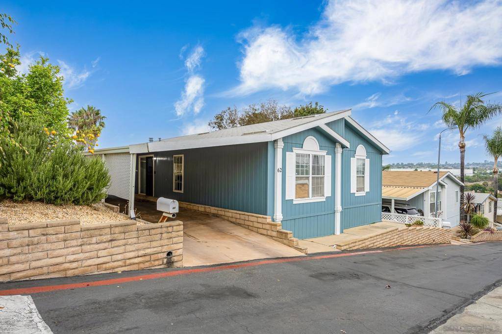 Vista, CA 92083,1333 Olive Ave #SPC 62