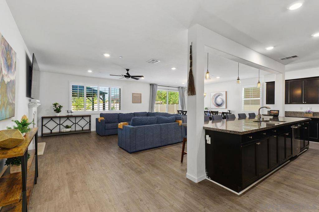 Wildomar, CA 92595,23318 Crystal Way