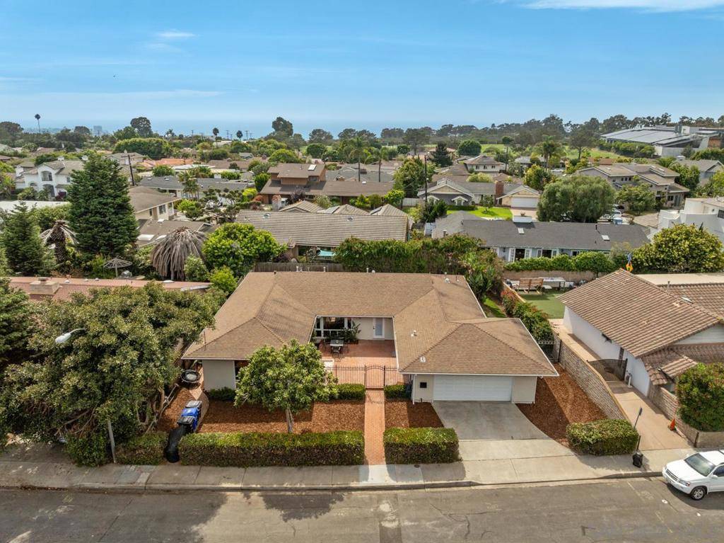 La Jolla, CA 92037,8874 La Jolla Scenic Dr N