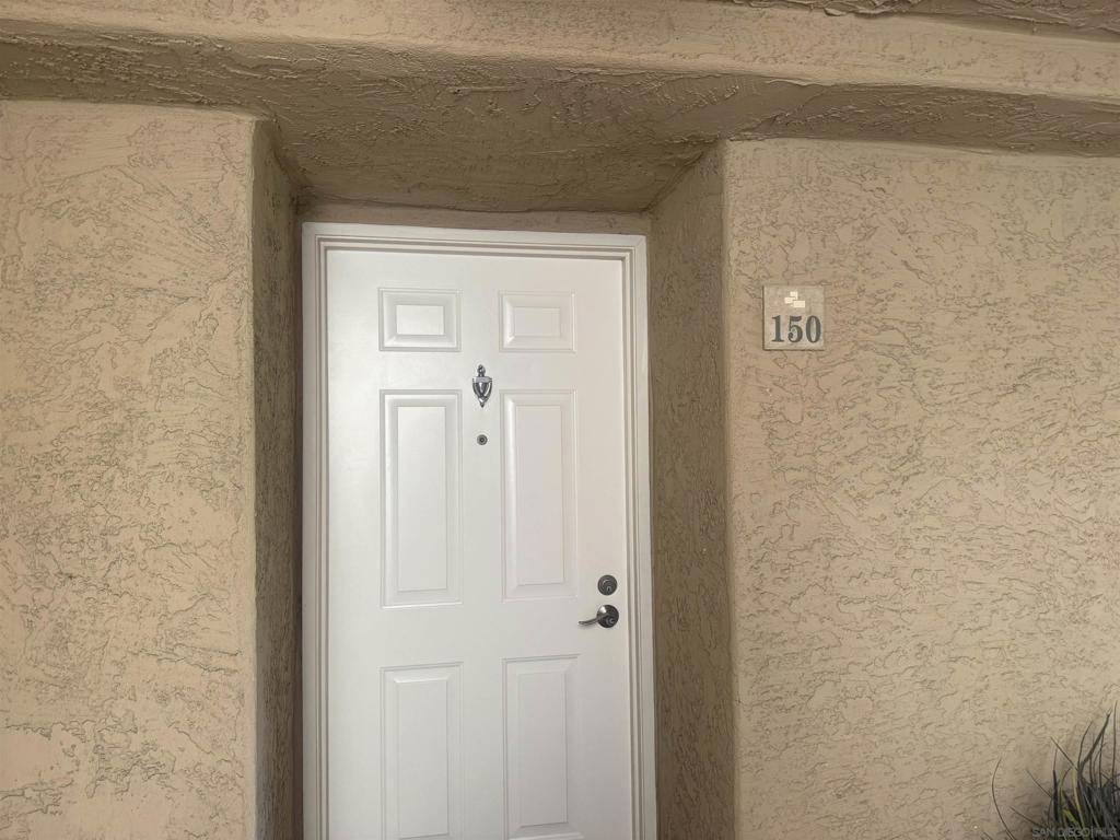 La Mesa, CA 91942,5654 Amaya Dr #150