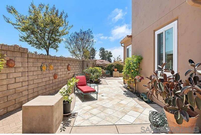 La Jolla, CA 92037,1395 Caminito Floreo