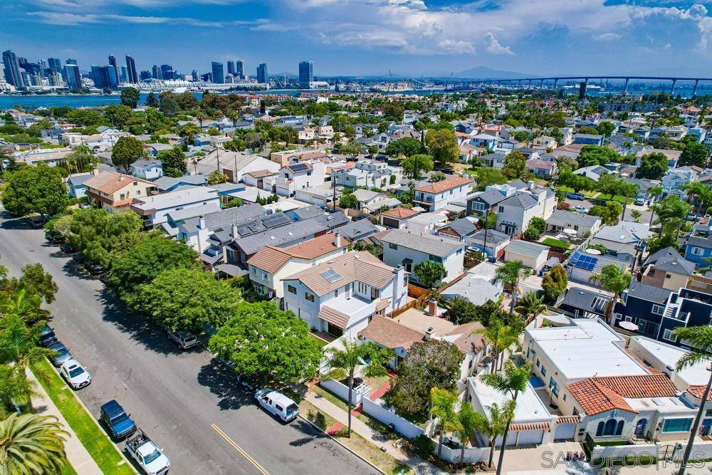 Coronado, CA 92118,349 351 G Avenue