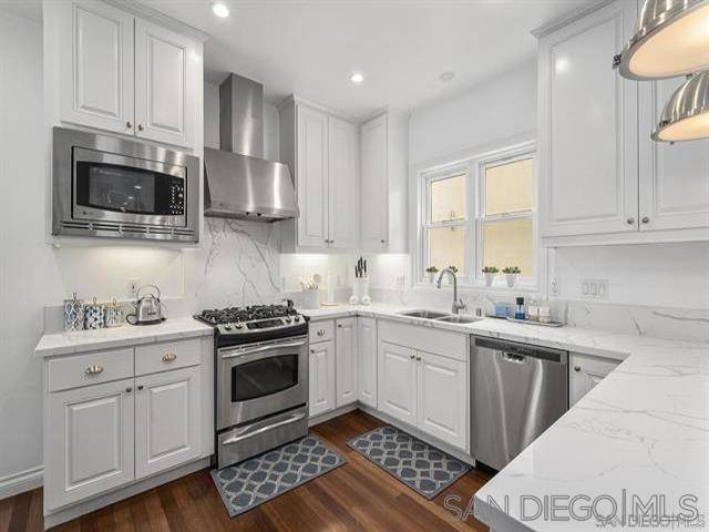 Coronado, CA 92118,722 F Avenue