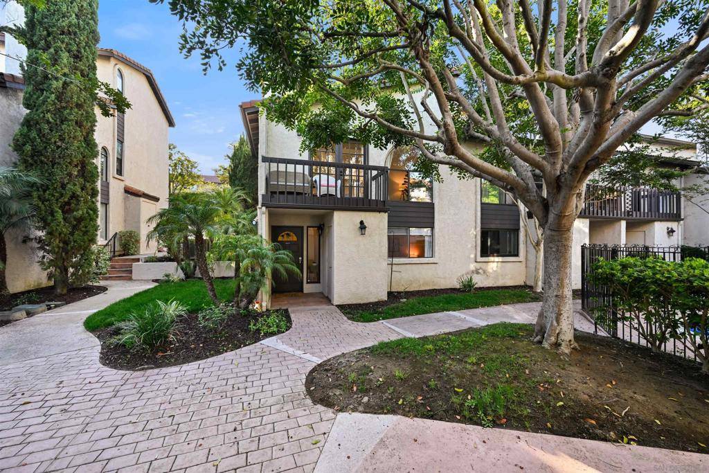 Carlsbad, CA 92009,2364 Altisma Way #A
