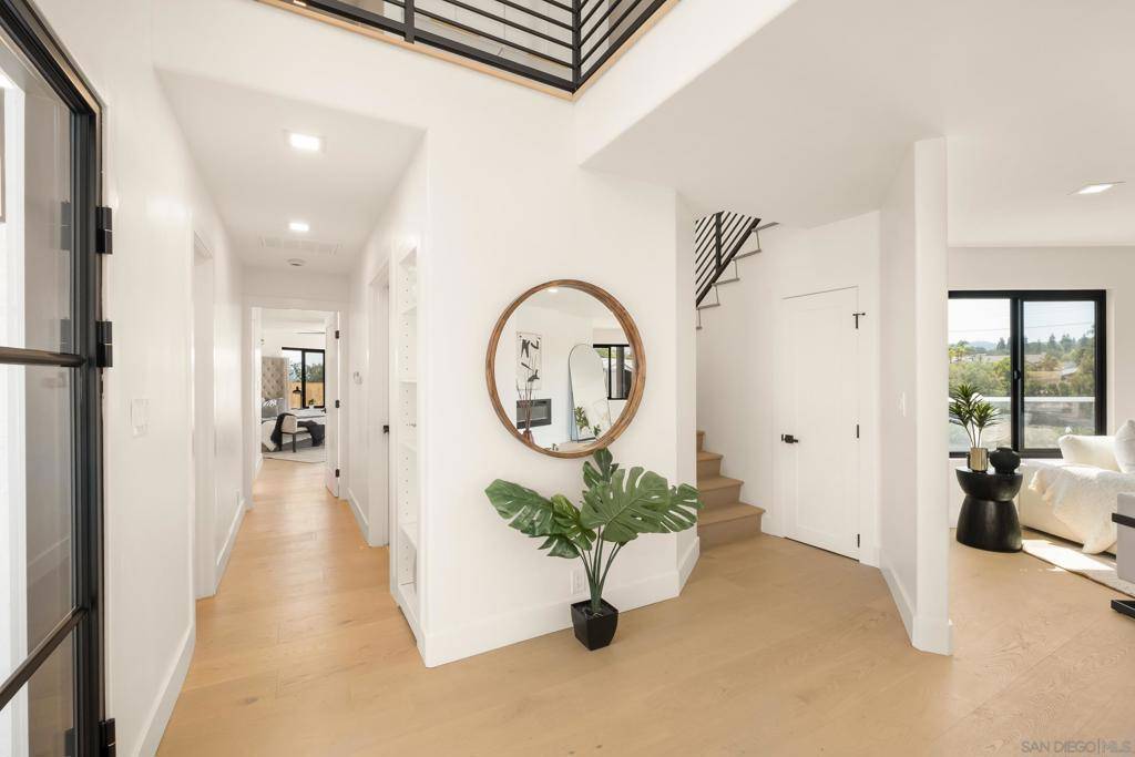 Poway, CA 92064,15032 Heath Dr