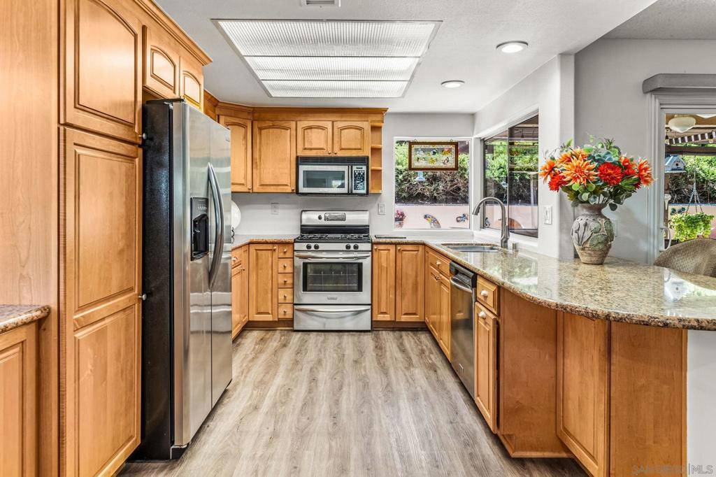 Escondido, CA 92026,1261 La Mirada Ave