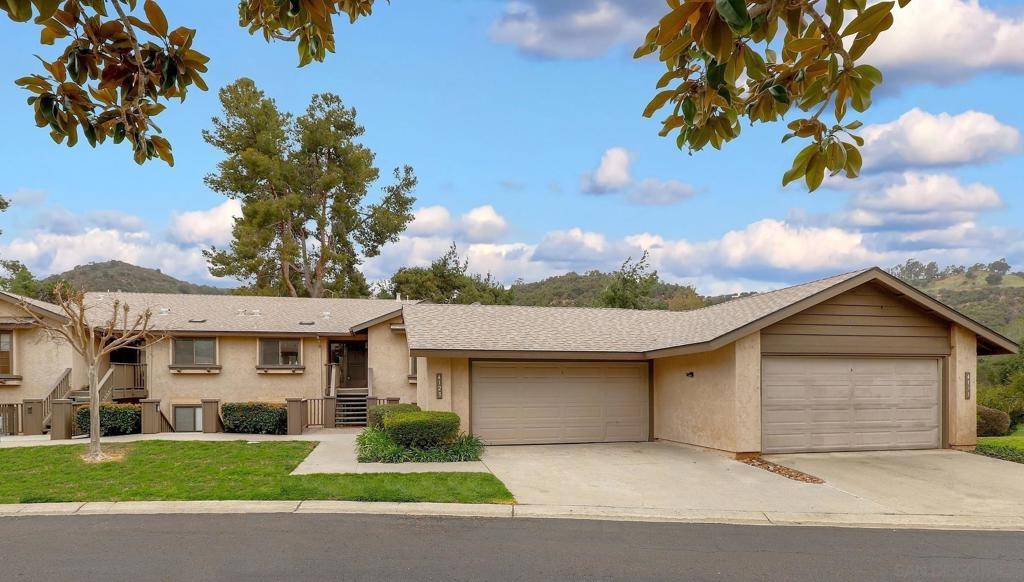 Fallbrook, CA 92028,4121 Oak Island Ln