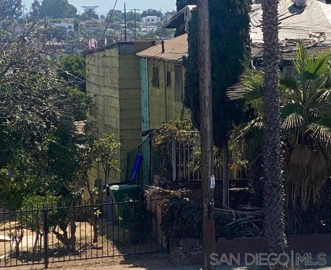 San Diego, CA 92102,3043 Market Street