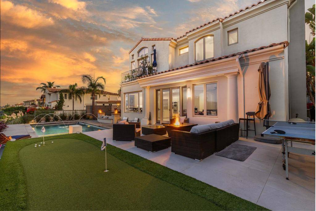 Carlsbad, CA 92011,7124 Aviara Dr