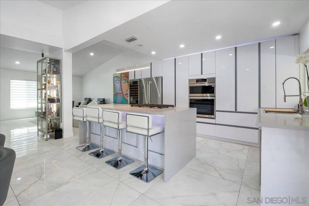 San Diego, CA 92119,6626 Tuxedo Rd