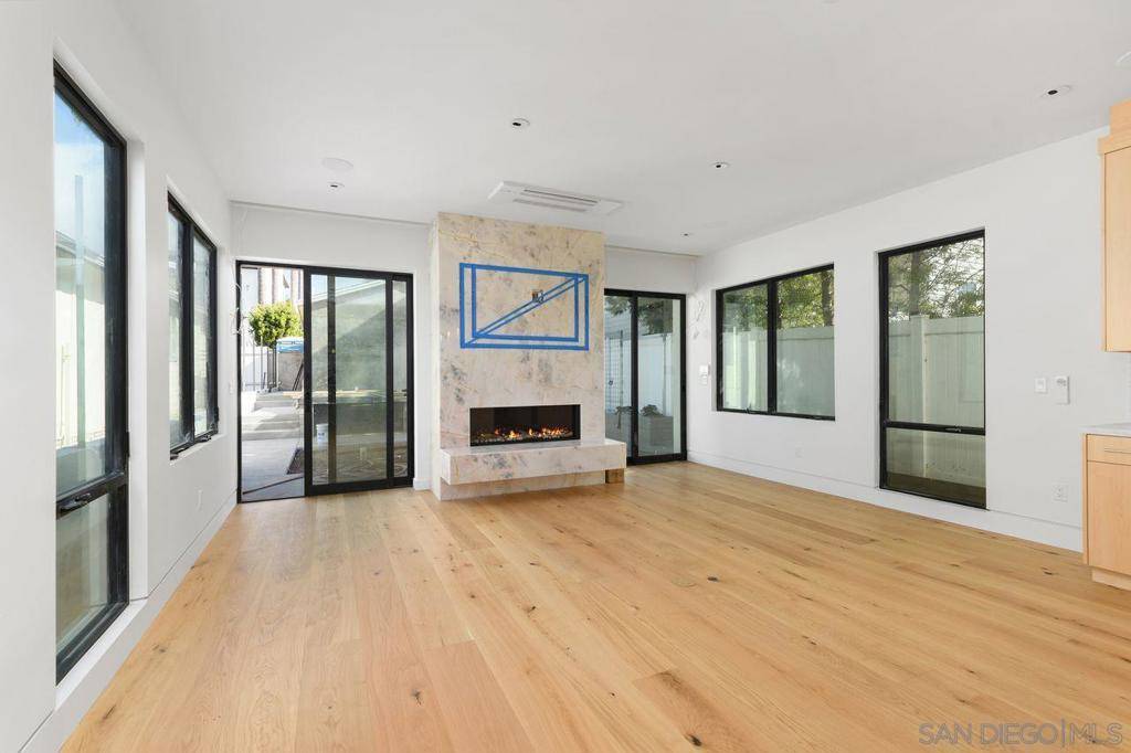 La Jolla, CA 92037,7431 Draper