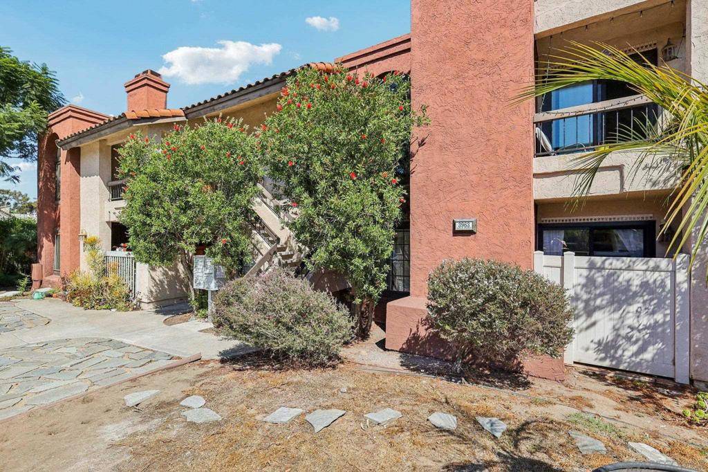 San Diego, CA 92103,3963 Eagle St #8