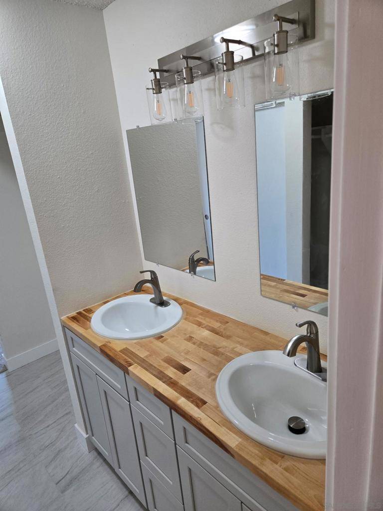 San Diego, CA 92108,6780 Friars #154