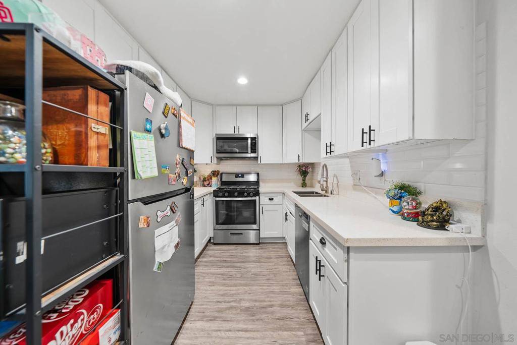 Spring Valley, CA 91977,8837 Ildica St