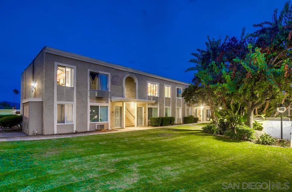 Escondido, CA 92026,1240 N Broadway #31