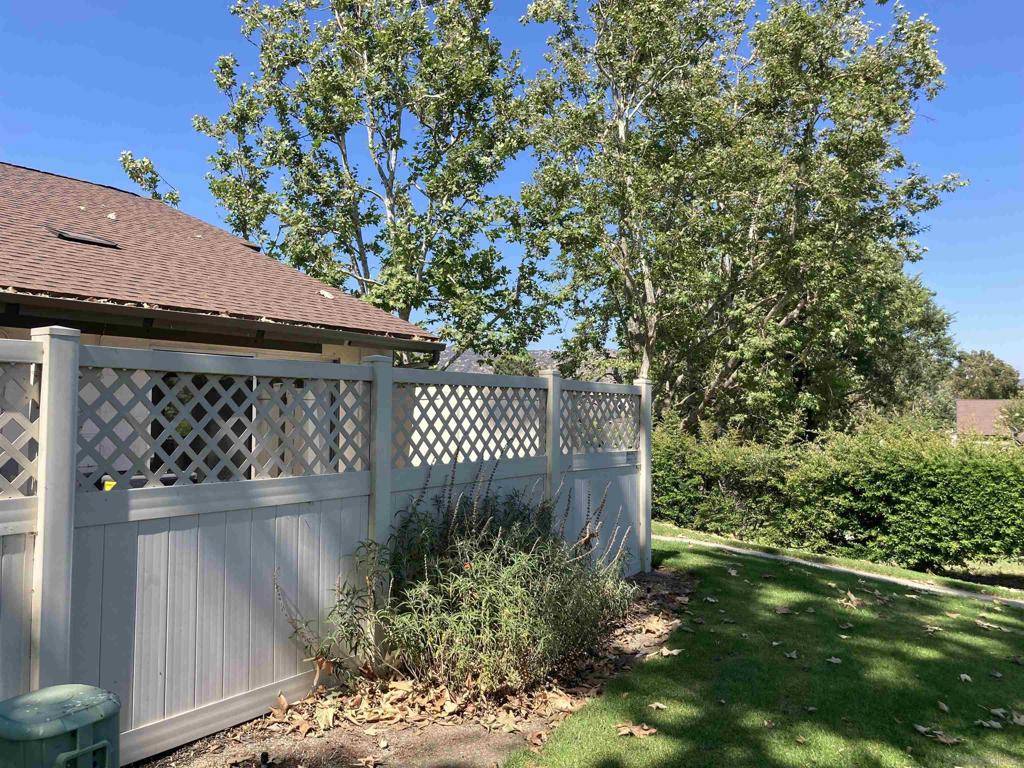 Escondido, CA 92026,530 Smoketree Glen