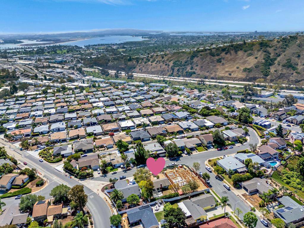 San Diego, CA 92117,3036 DRISCOLL DR