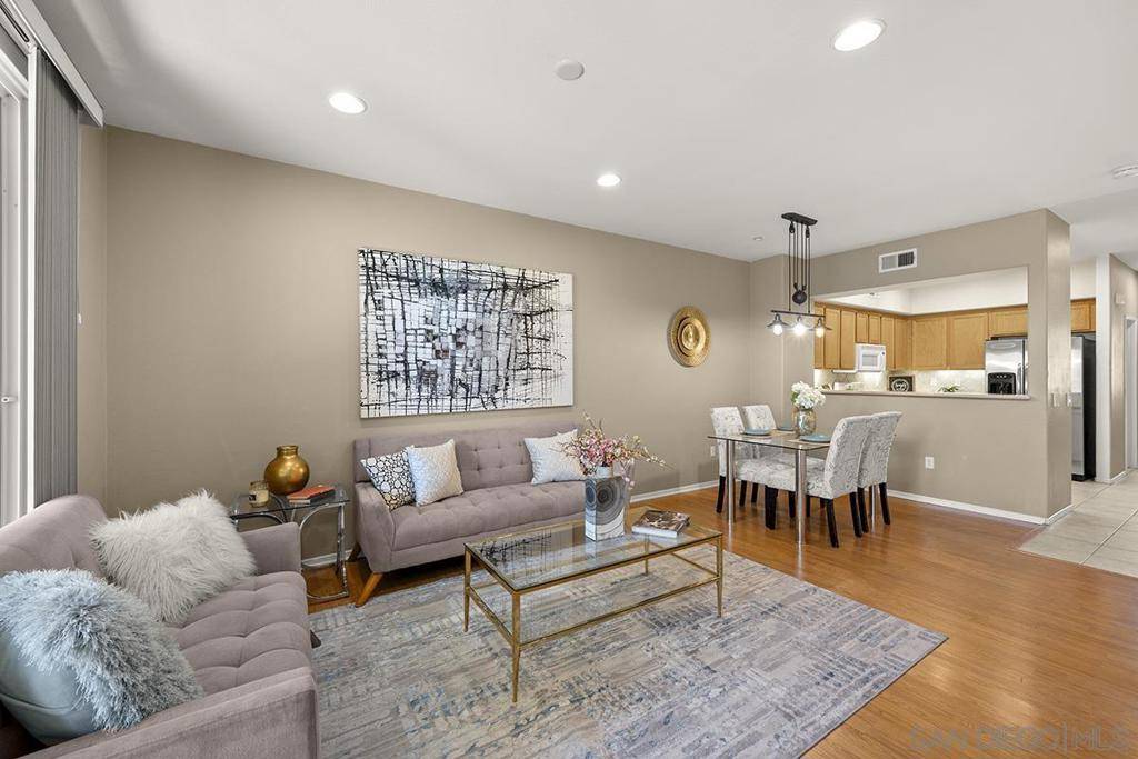 Chula Vista, CA 91915,1338 Caminito Fabrizio #72