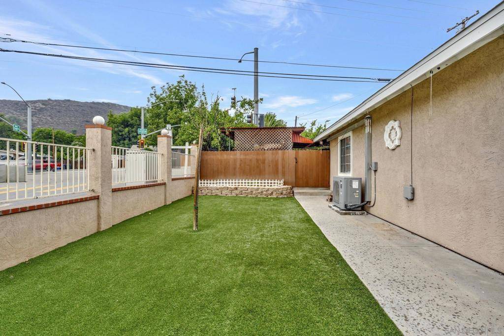 Lakeside, CA 92040,12004 06 Winter Gardens Dr