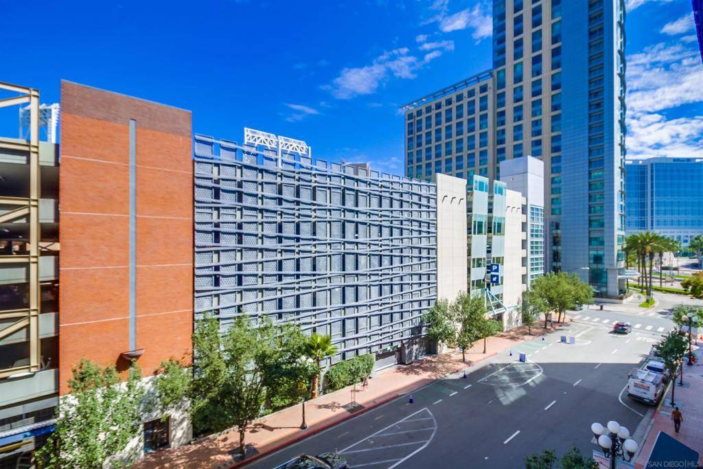San Diego, CA 92101,207 5Th Ave #442