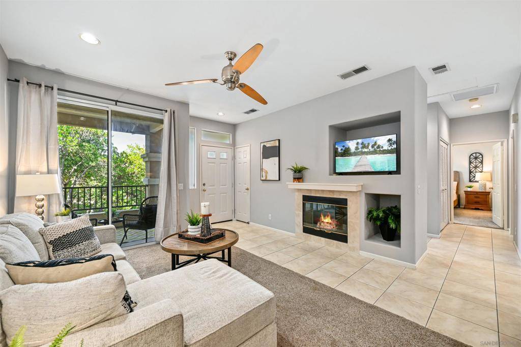 San Diego, CA 92128,10756 Sabre Hill Dr #265