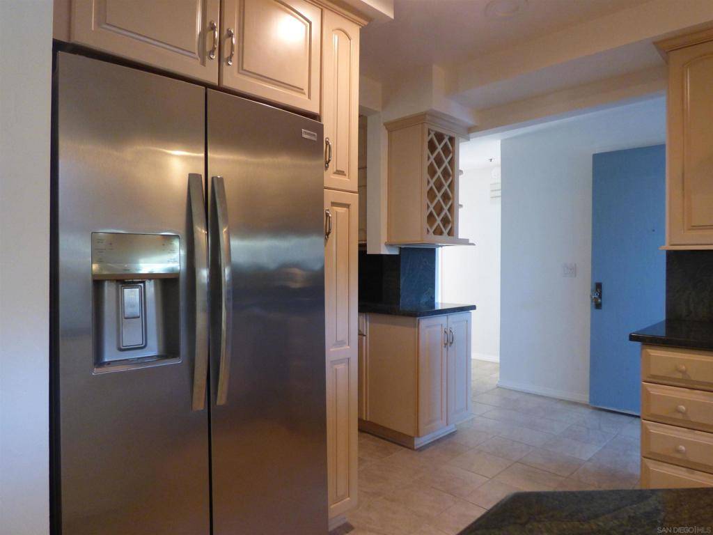 La Jolla, CA 92037,8263 Camino del Oro #178