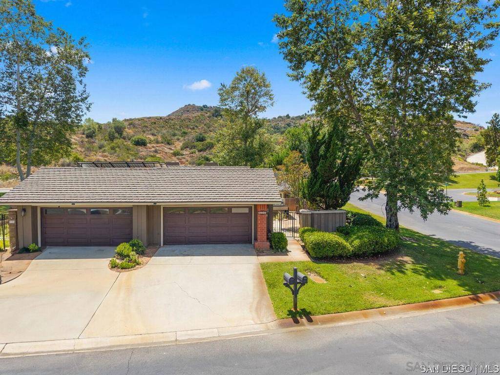 Fallbrook, CA 92028,4309 Diegos CT