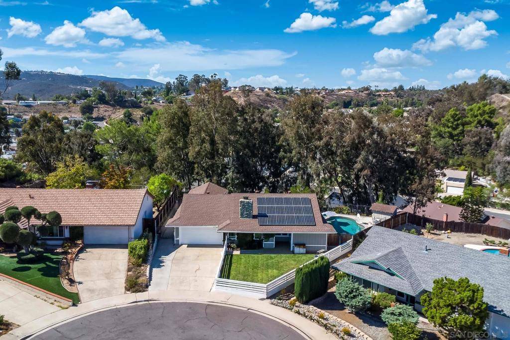 Poway, CA 92064,13306 Tawanka Dr