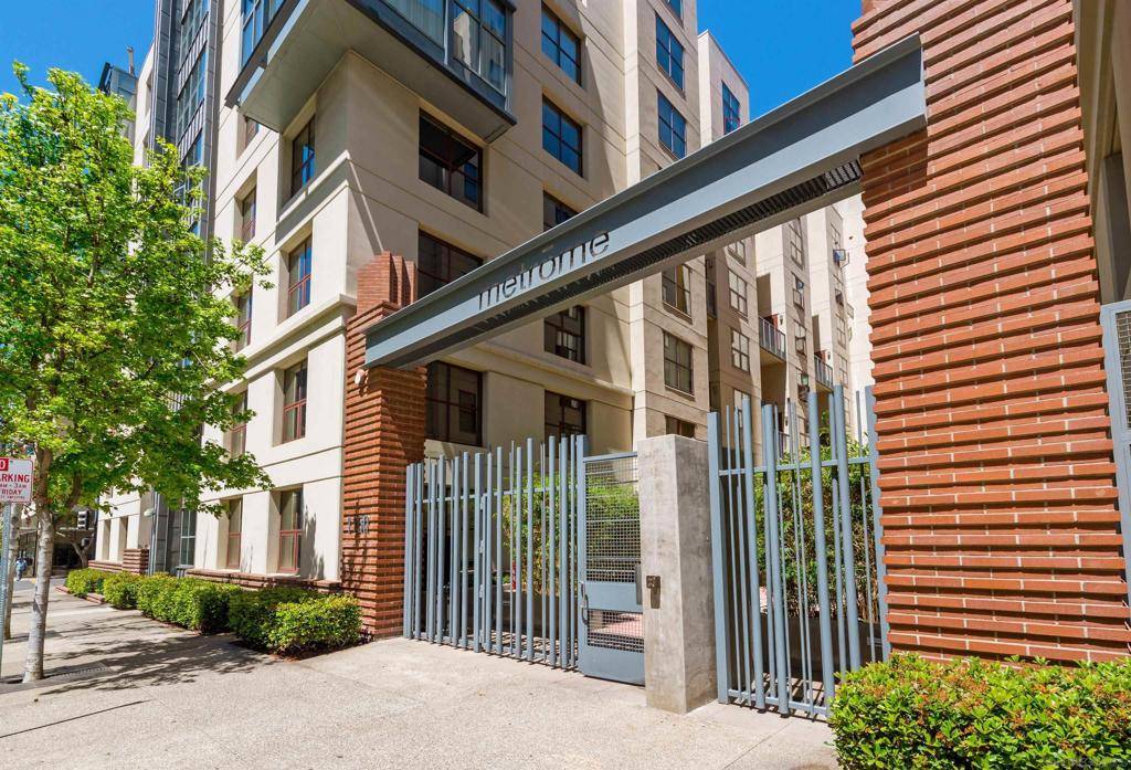 San Diego, CA 92101,1150 J #104