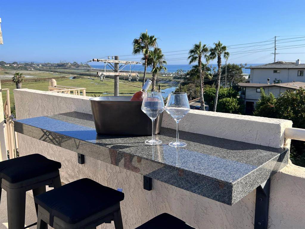 Cardiff By The Sea, CA 92007,2508 Manchester Ave