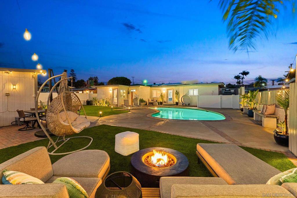 Lemon Grove, CA 91945,2618 Sheri Ln
