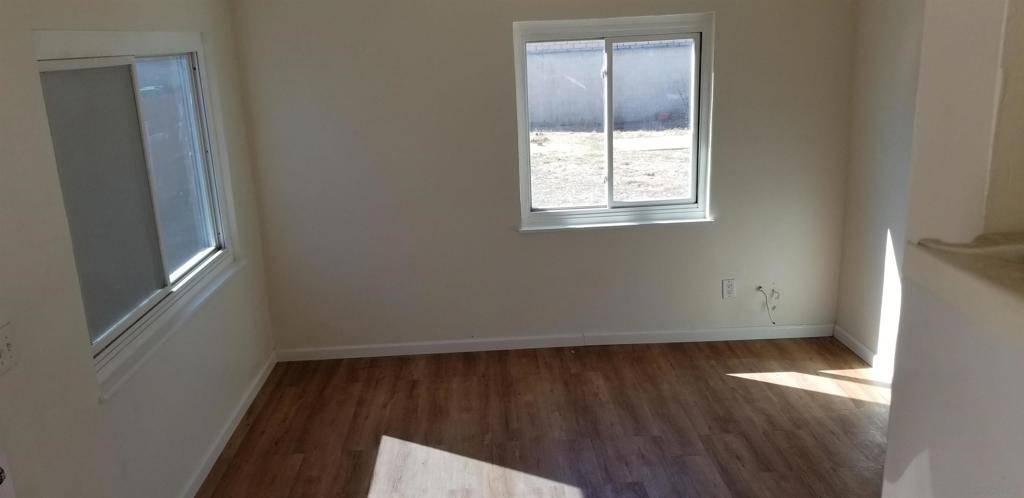 Imperial Beach, CA 91932,7Th St