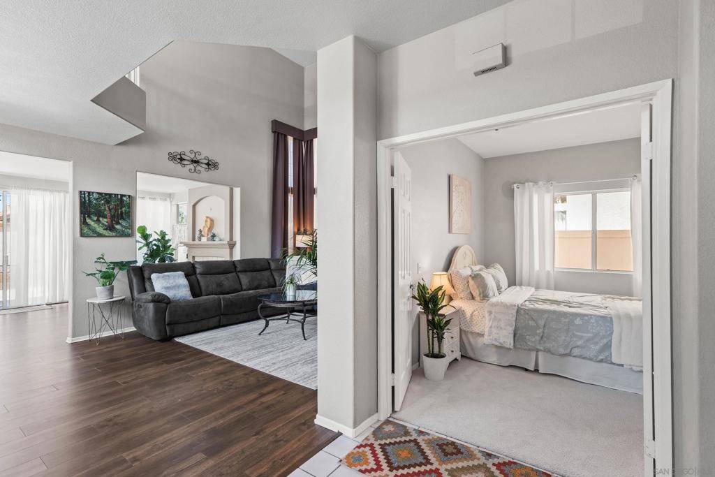 Oceanside, CA 92056,1593 Avenida Guillermo