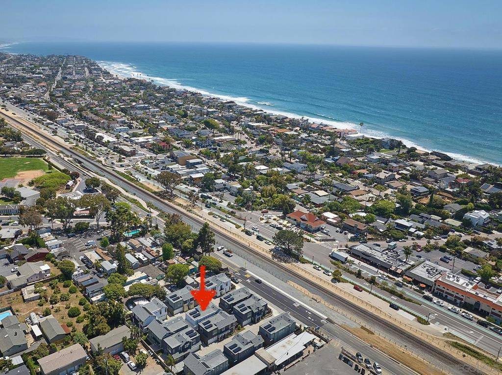 Encinitas, CA 92024,557 N Vulcan Ave