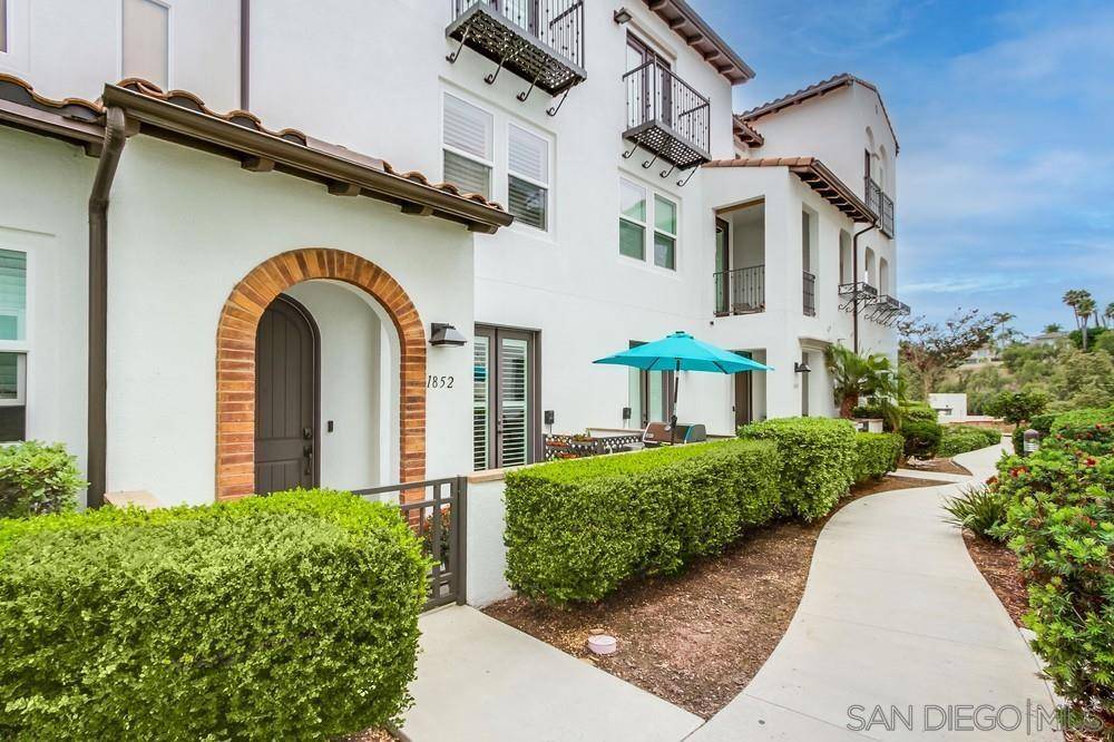 Carlsbad, CA 92011,1852 Sea Rocket Ln