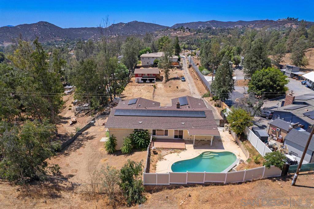 Lakeside, CA 92040,10955 10957 Valle Vista Road